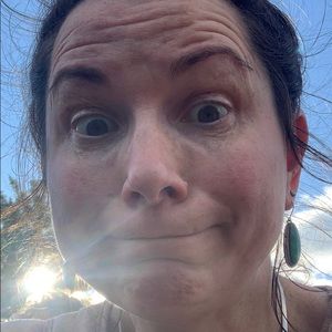 Meet your Posher, Joan